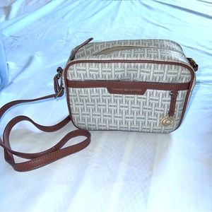 Tommy Hilfiger Crossbody Camera Bag